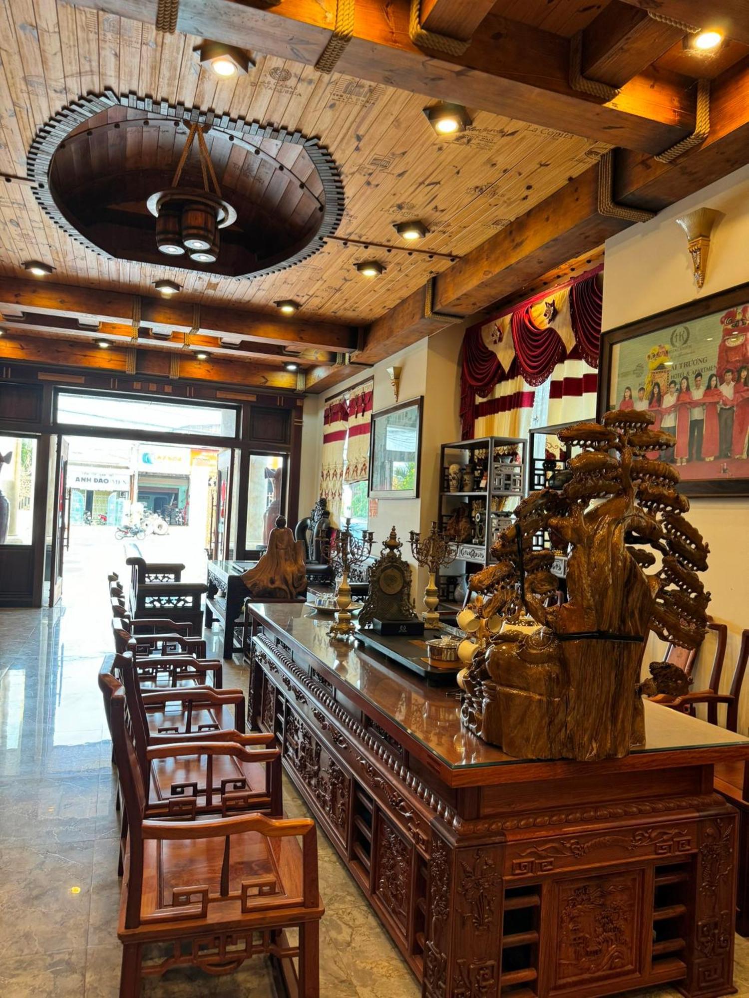 Hoang Khiem Hotel Pleiku Extérieur photo